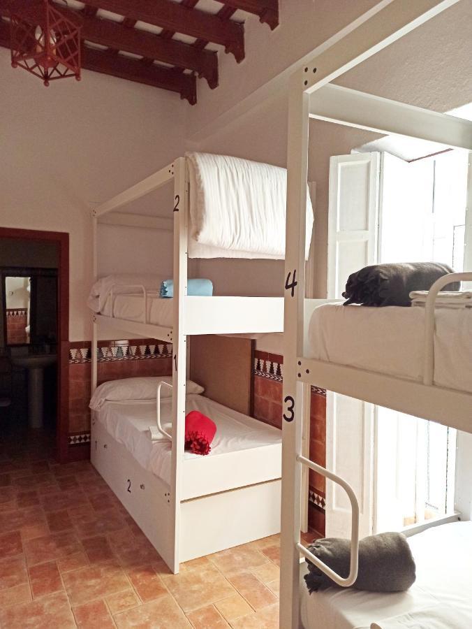 Vivian'S Guest House Jerez de la Frontera Exterior photo